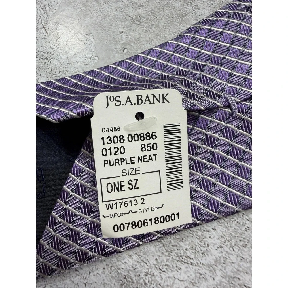 Jos. A. Bank 100% Silk Tie‎ Mens One Size Purple Geometric Jacquard Necktie New